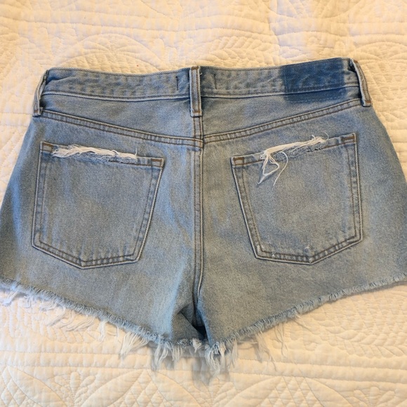 A&F Low Rise Shorts - Picture 2 of 3